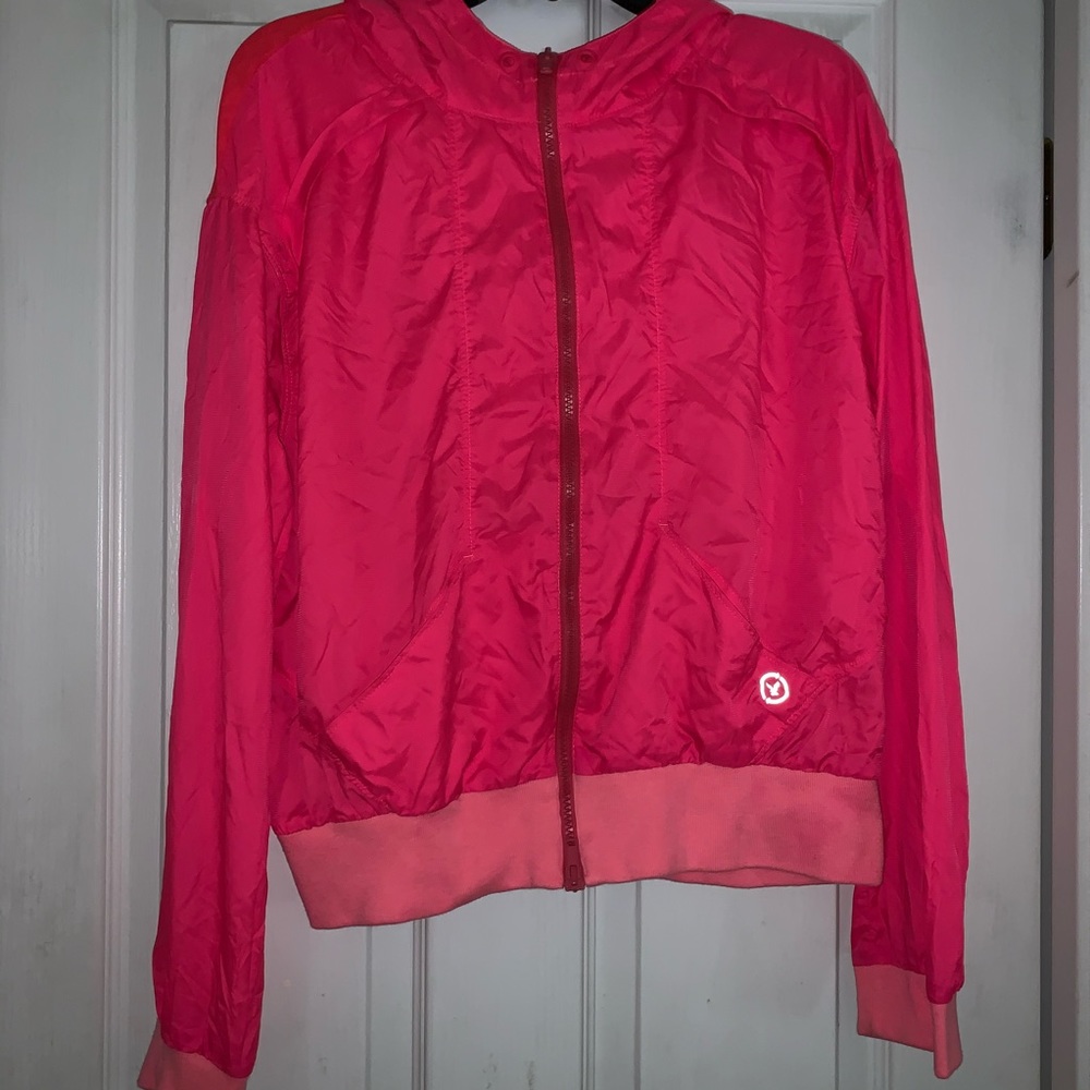 AE Hot pink windbreaker